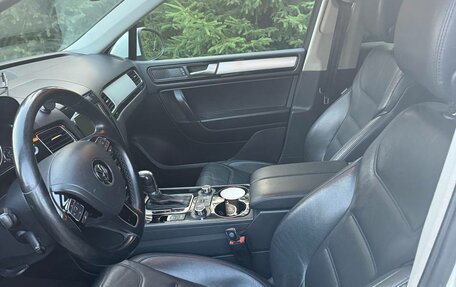 Volkswagen Touareg III, 2010 год, 1 600 000 рублей, 9 фотография