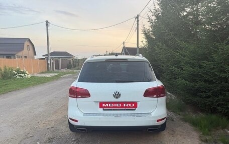 Volkswagen Touareg III, 2010 год, 1 600 000 рублей, 4 фотография