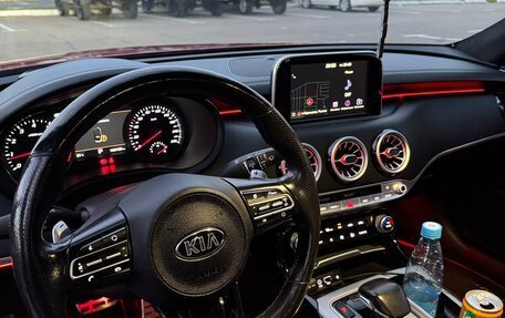 KIA Stinger I, 2018 год, 2 500 000 рублей, 6 фотография