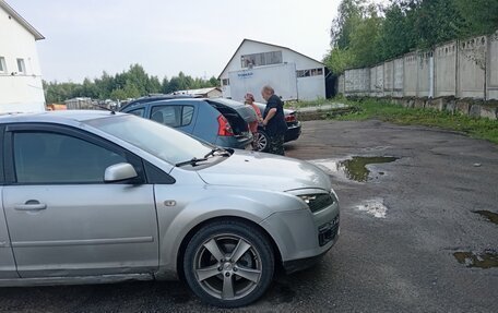 Ford Focus II рестайлинг, 2006 год, 250 000 рублей, 3 фотография