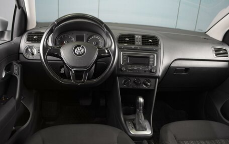 Volkswagen Polo VI (EU Market), 2016 год, 950 000 рублей, 6 фотография