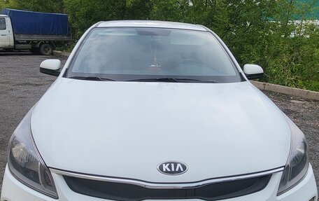 KIA Rio IV, 2017 год, 1 350 000 рублей, 4 фотография