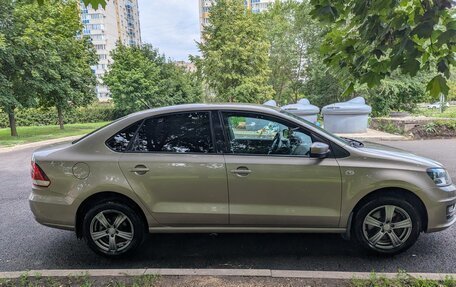 Volkswagen Polo VI (EU Market), 2015 год, 1 050 000 рублей, 6 фотография