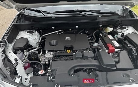 Toyota RAV4, 2025 год, 3 700 000 рублей, 16 фотография