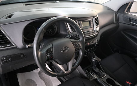 Hyundai Tucson III, 2018 год, 1 829 000 рублей, 10 фотография