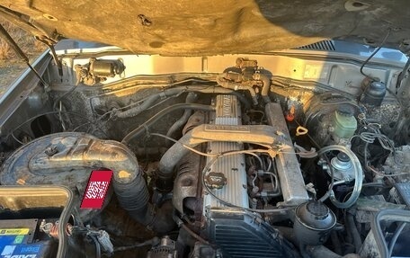 Toyota Land Cruiser 80 рестайлинг, 1992 год, 865 000 рублей, 13 фотография