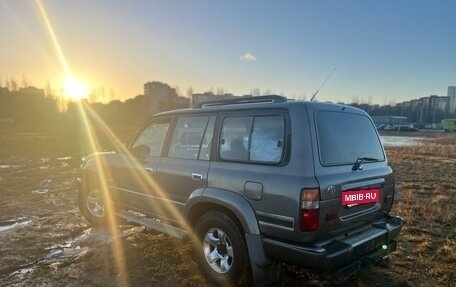 Toyota Land Cruiser 80 рестайлинг, 1992 год, 865 000 рублей, 3 фотография