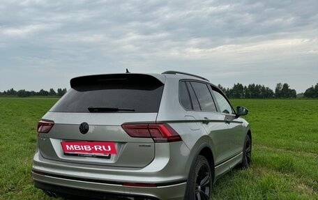 Volkswagen Tiguan II, 2018 год, 2 400 000 рублей, 2 фотография
