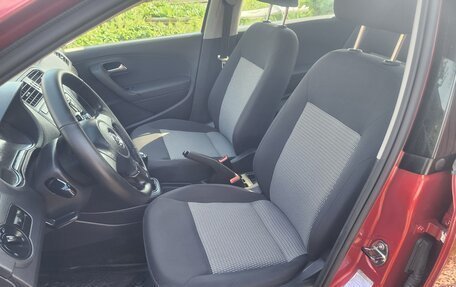 Volkswagen Polo VI (EU Market), 2011 год, 685 000 рублей, 14 фотография