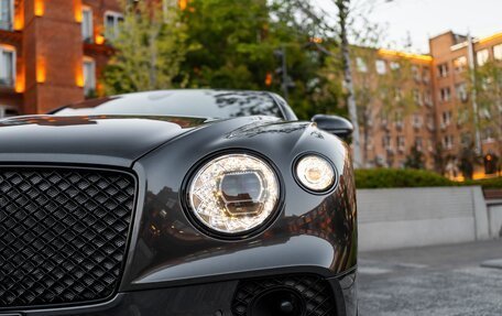 Bentley Continental GT III, 2020 год, 19 000 000 рублей, 5 фотография