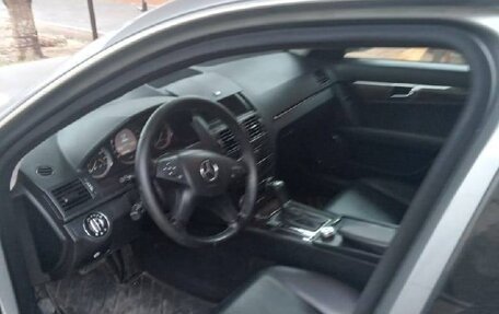 Mercedes-Benz C-Класс, 2008 год, 1 100 000 рублей, 6 фотография