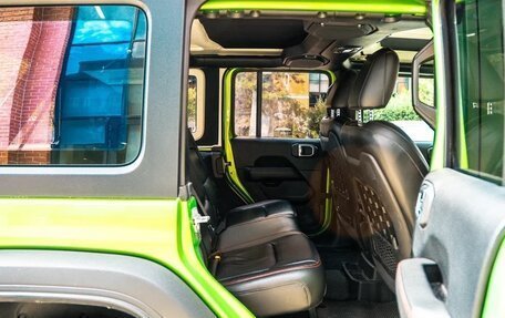 Jeep Wrangler, 2018 год, 3 800 000 рублей, 24 фотография