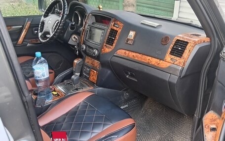 Mitsubishi Pajero IV, 2011 год, 1 800 000 рублей, 4 фотография