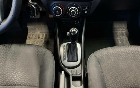 KIA Rio III рестайлинг, 2014 год, 930 000 рублей, 13 фотография