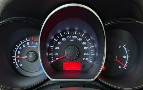 KIA Rio III рестайлинг, 2014 год, 930 000 рублей, 11 фотография