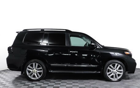 Toyota Land Cruiser 200, 2015 год, 3 549 000 рублей, 4 фотография