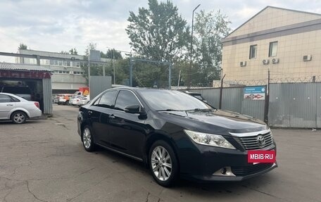 Toyota Camry, 2013 год, 1 290 000 рублей, 3 фотография