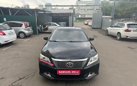 Toyota Camry, 2013 год, 1 290 000 рублей, 2 фотография