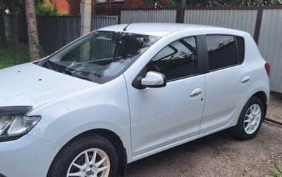 Renault Sandero II рестайлинг, 2015 год, 730 000 рублей, 1 фотография