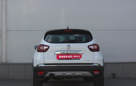 Renault Kaptur I рестайлинг, 2021 год, 1 570 000 рублей, 4 фотография