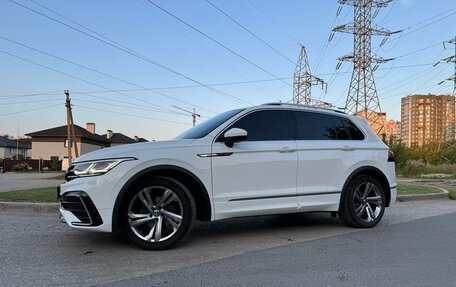 Volkswagen Tiguan II, 2021 год, 3 600 000 рублей, 4 фотография
