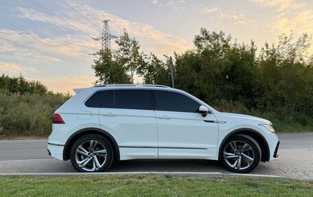 Volkswagen Tiguan II, 2021 год, 3 600 000 рублей, 5 фотография