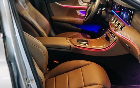 Mercedes-Benz E-Класс, 2020 год, 4 750 000 рублей, 5 фотография