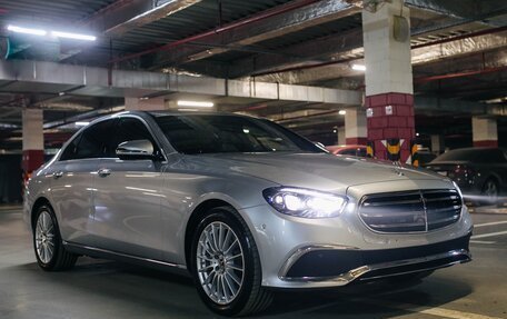 Mercedes-Benz E-Класс, 2020 год, 4 750 000 рублей, 4 фотография