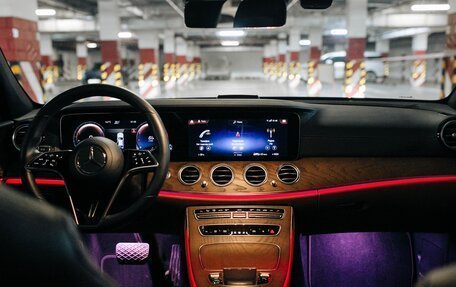 Mercedes-Benz E-Класс, 2020 год, 4 750 000 рублей, 6 фотография