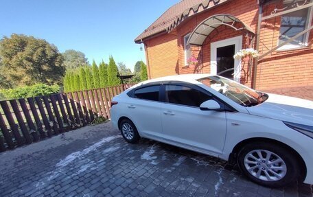 Hyundai Solaris II рестайлинг, 2019 год, 1 380 000 рублей, 10 фотография