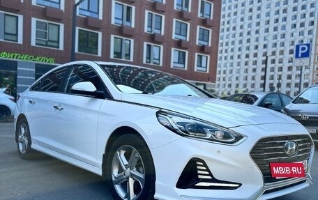 Hyundai Sonata VII, 2019 год, 1 900 000 рублей, 2 фотография