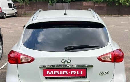 Infiniti QX50 I рестайлинг, 2014 год, 1 975 000 рублей, 9 фотография