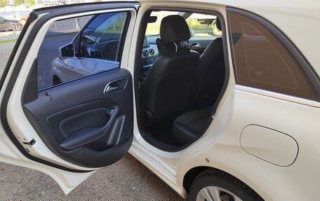 Mercedes-Benz B-Класс, 2016 год, 1 200 000 рублей, 18 фотография