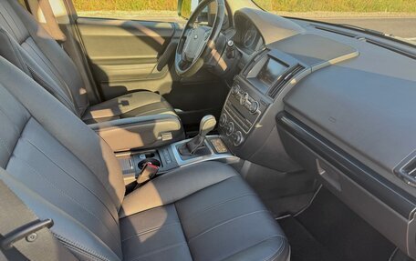 Land Rover Freelander II рестайлинг 2, 2013 год, 2 250 000 рублей, 12 фотография