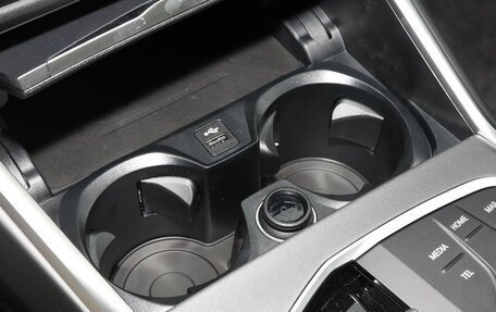 BMW 3 серия, 2025 год, 4 842 000 рублей, 27 фотография