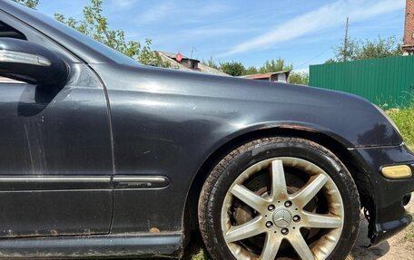 Mercedes-Benz C-Класс, 2004 год, 450 000 рублей, 9 фотография