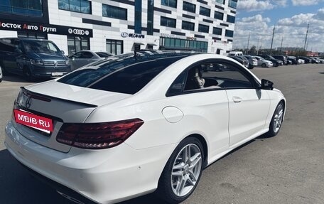 Mercedes-Benz E-Класс, 2013 год, 2 400 000 рублей, 3 фотография