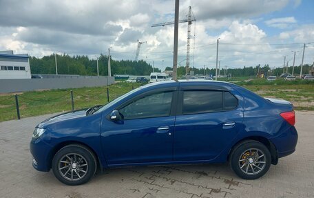 Renault Logan II, 2016 год, 740 000 рублей, 3 фотография