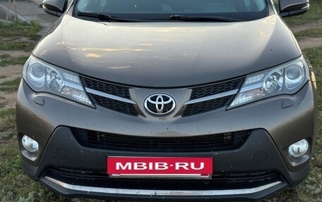 Toyota RAV4, 2013 год, 2 000 000 рублей, 9 фотография