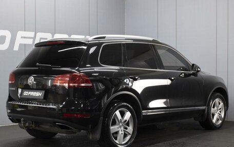 Volkswagen Touareg III, 2012 год, 2 100 000 рублей, 2 фотография