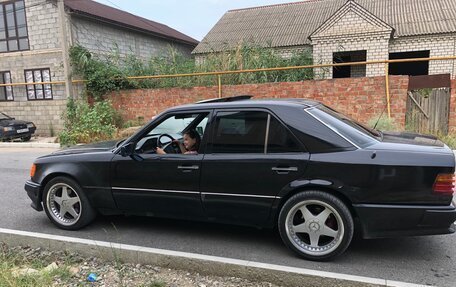 Mercedes-Benz W124, 1993 год, 1 000 000 рублей, 6 фотография