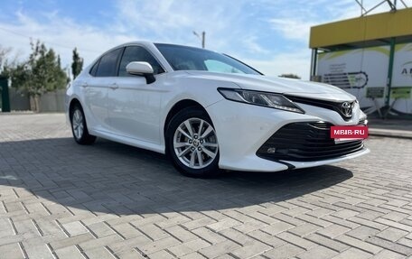 Toyota Camry, 2020 год, 2 800 000 рублей, 3 фотография