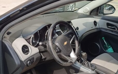 Chevrolet Cruze II, 2012 год, 695 000 рублей, 10 фотография