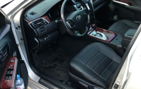 Toyota Camry, 2012 год, 1 890 000 рублей, 6 фотография