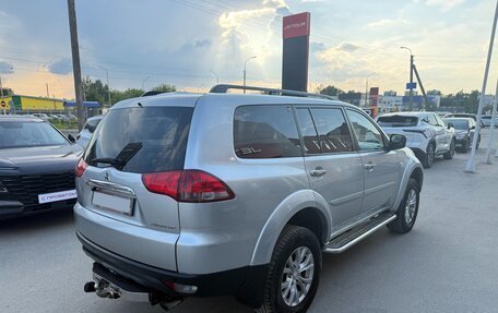 Mitsubishi Pajero Sport II рестайлинг, 2013 год, 1 360 000 рублей, 6 фотография