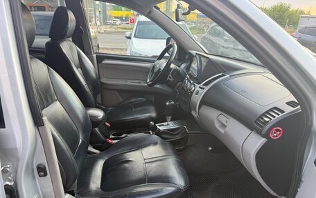 Mitsubishi Pajero Sport II рестайлинг, 2013 год, 1 360 000 рублей, 12 фотография
