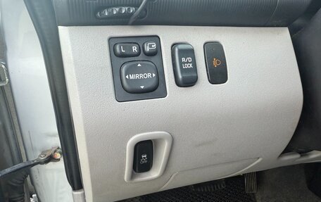Mitsubishi Pajero Sport II рестайлинг, 2013 год, 1 360 000 рублей, 18 фотография