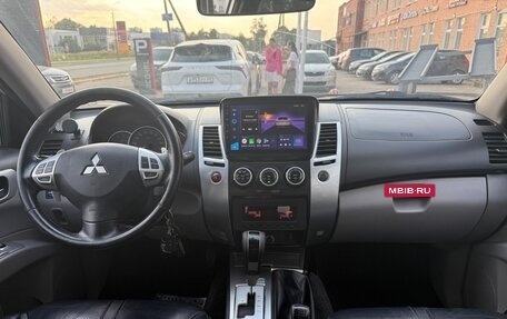 Mitsubishi Pajero Sport II рестайлинг, 2013 год, 1 360 000 рублей, 14 фотография
