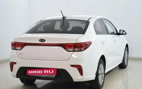 KIA Rio IV, 2017 год, 805 000 рублей, 4 фотография