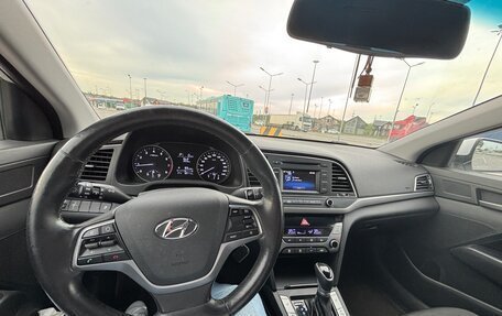 Hyundai Elantra VI рестайлинг, 2017 год, 1 280 000 рублей, 10 фотография